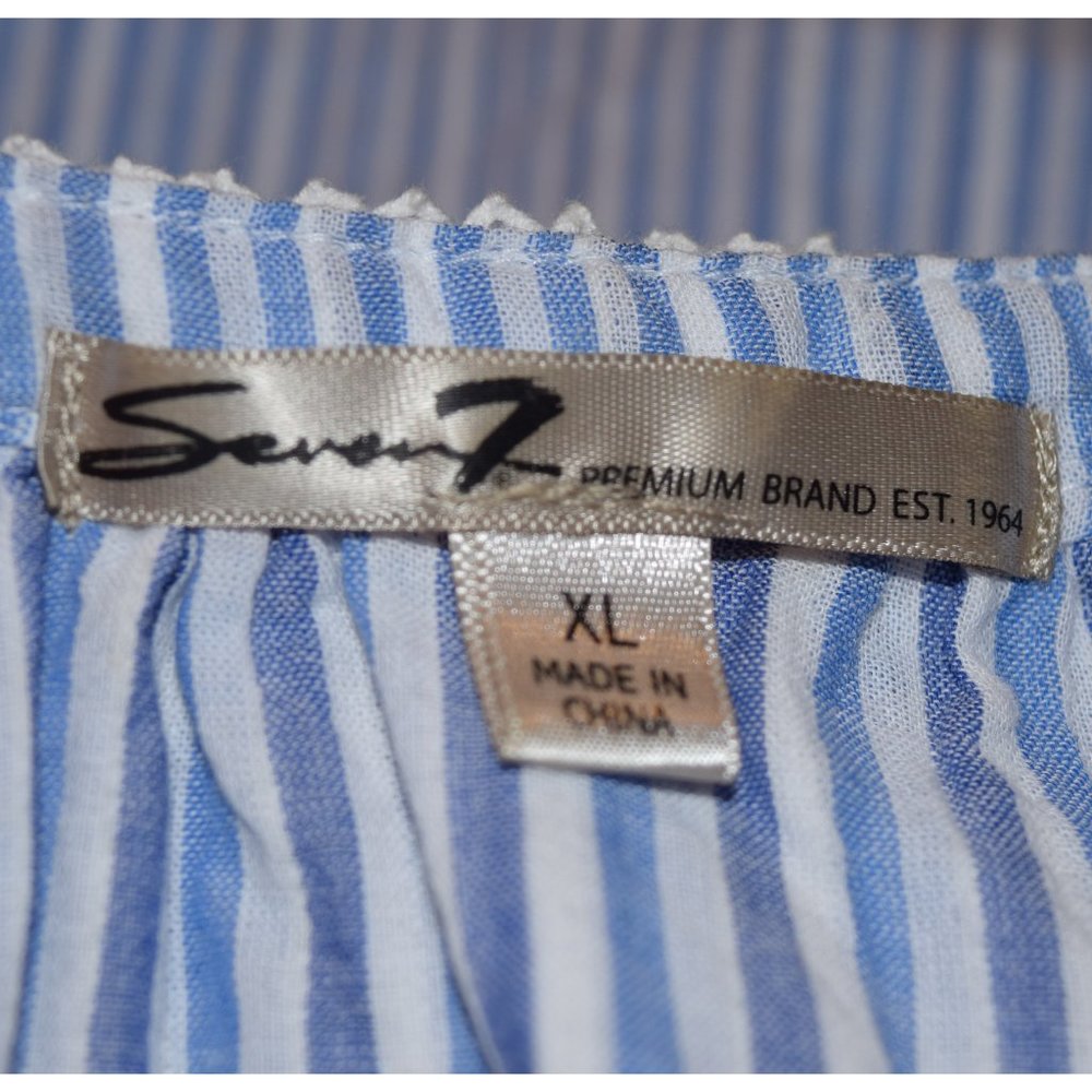 Seven7 Striped Tie Front Blouse size XL - Picture 9 of 10